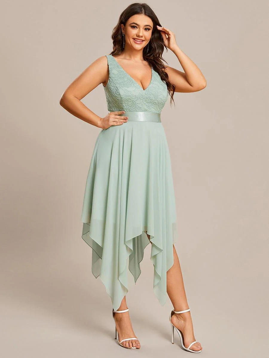 pretty COSTA|Plus Size Stunning V Neck Lace & Chiffon Prom Dress for Women - Image 96