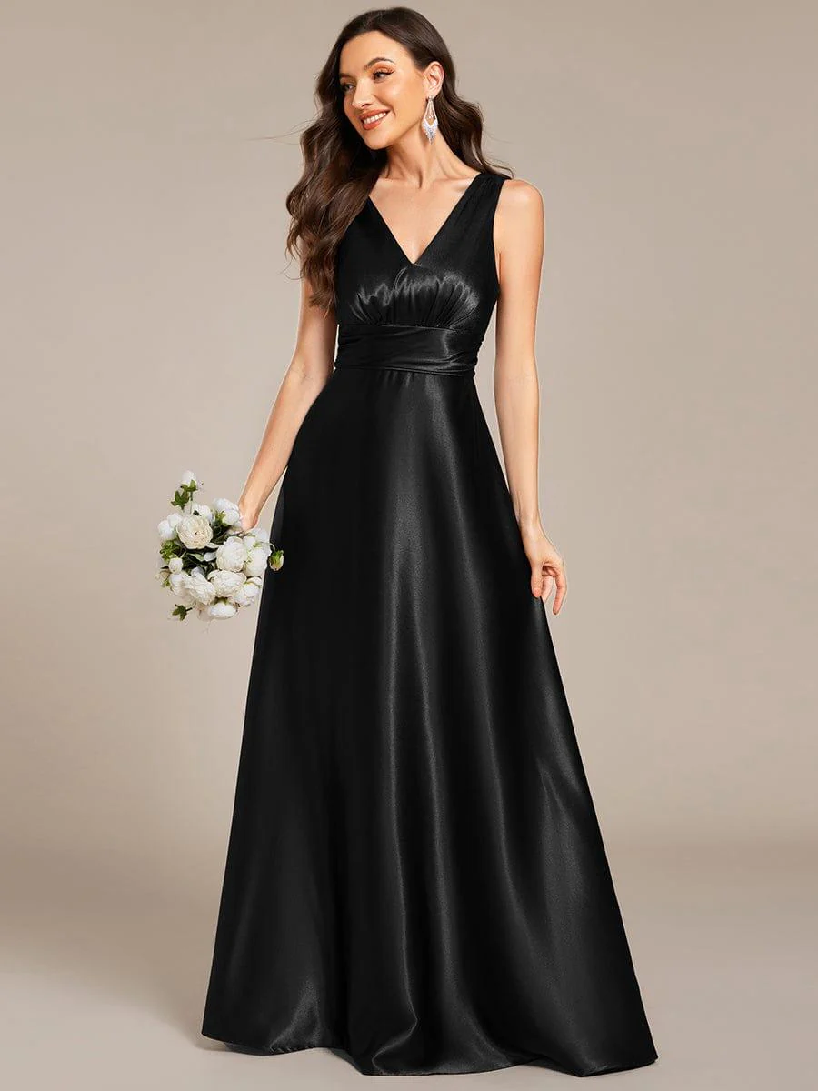 ever INDY|Sleeveless Empire Waist Satin Maxi Dress With Pockets in Black - Image 5